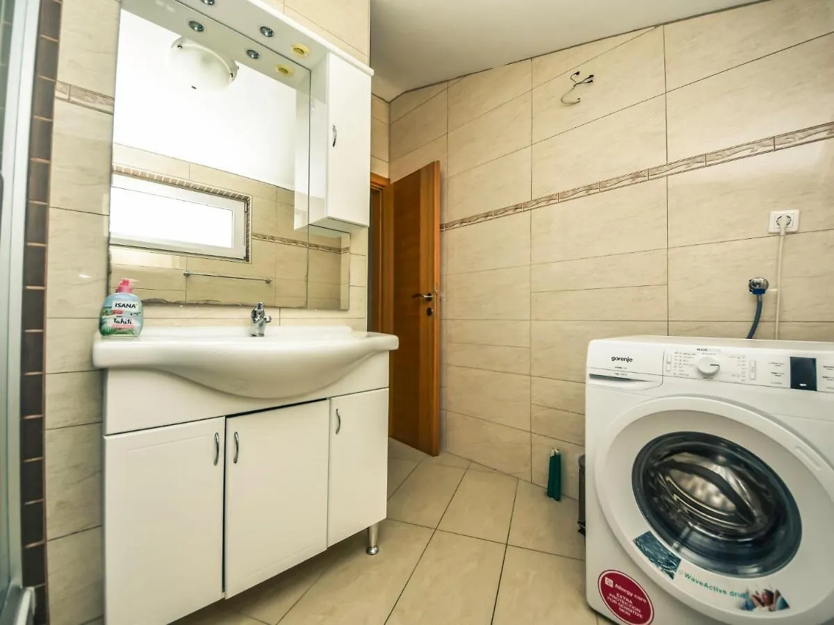 Apartment Tanja By Interhome Maslenica