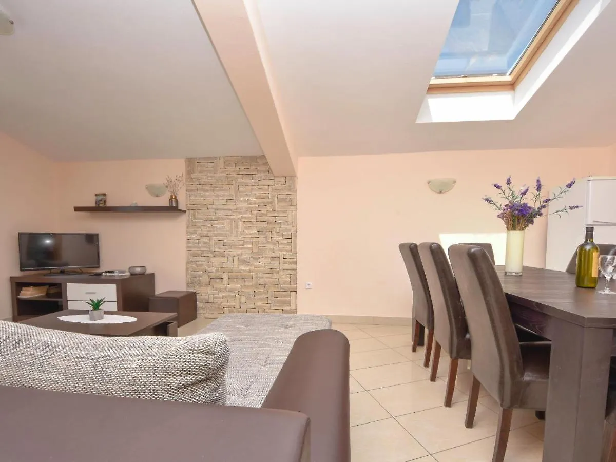 Apartment Tanja By Interhome Maslenica